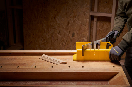 STANLEY 1-20-600 PRZYRŻNIA Z TWORZYWA Z PIŁĄ 350mm