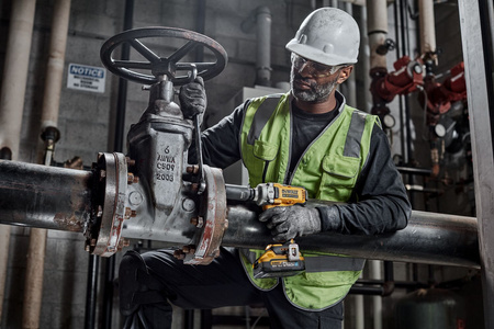 DeWALT DCF891H2T KLUCZ UDAROWY 1/2'' 812Nm 2x5,0Ah + WALIZKA