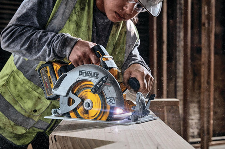 DeWALT DCS573NT PILARKA TARCZOWA 18V 190mm + KUFER