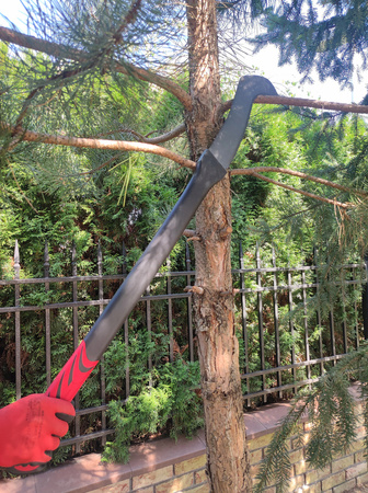 VERKE V86621 KARCZOWNIK MACZETA OGRODNICZA DO PRZYCINANIA GAŁĘZI DRZEW OSTRZE 92CM TASAK
