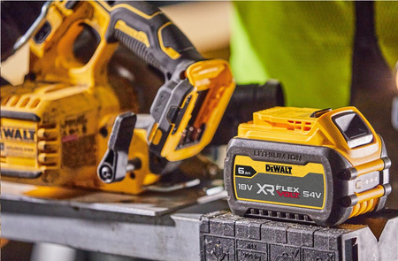 DeWALT DCS573T1 PILARKA TARCZOWA 18V 190mm 1x6,0Ah + KUFER