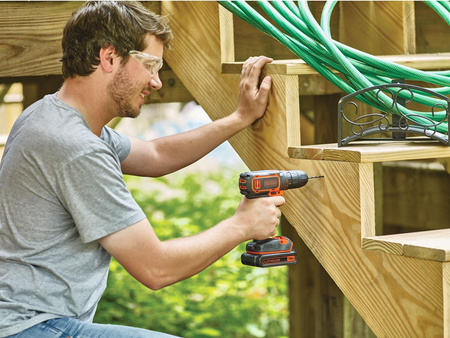 BLACK DECKER BDCDC18BAFC WKRĘTARKA 18V + 2x1,5Ah + OSPRZĘT 80 SZT