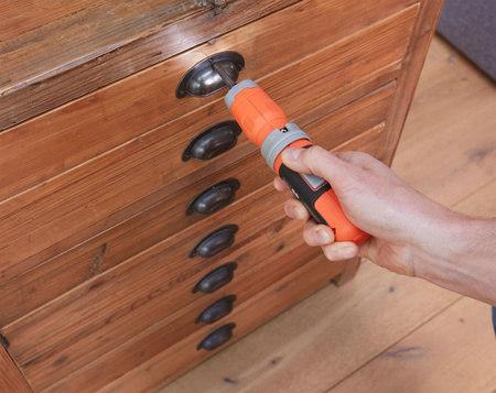 BLACK DECKER BCF603C WKRĘTAK AKU 3,6V + BITY + ŁADOWARKA