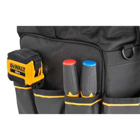 DeWALT DWST60104-1 TORBA 20" NA NARZĘDZIA Z 33 KIESZENIAMI SERII SOFT STORAGE