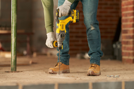 STANLEY FATMAX SFMCK216MDS WIERTARKO-WKRĘTARKA SFMCD715 + MŁOTOWIERTARKA SFMCH900 + 2AH 4AH + ŁADOWARKA V20