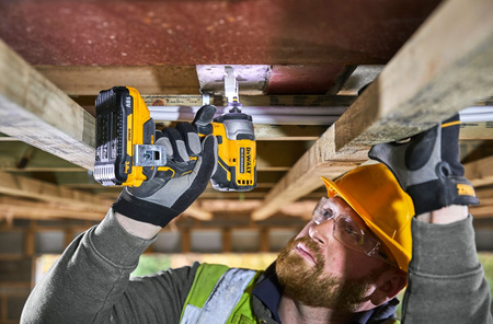 DeWALT DCK2062M2T WKRĘTARKA DCD709 + DCF809 2x4,0Ah