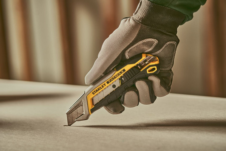 STANLEY FMHT10594-0 FATMAX FMHT10594-0 NÓŻ ZE ZINTEGROWANYM SYSTEMEM ŁAMANIA OSTRZA I BLOKADĄ SLIDE LOCK